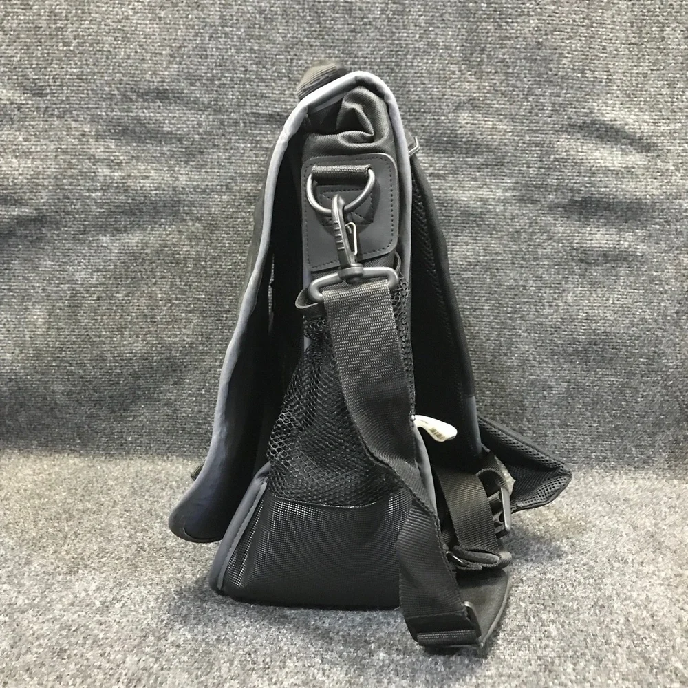 Kensington Saddlebag Ultra Black‎ Unisex Size Messenger F4355 Messenger Bag